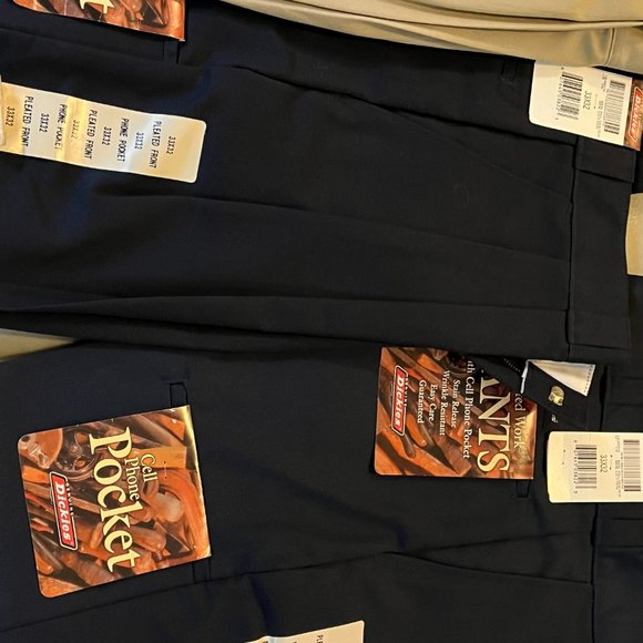 Dickies Pleated Work Pants with Cell Phone Pocket - Picture 6 of 11